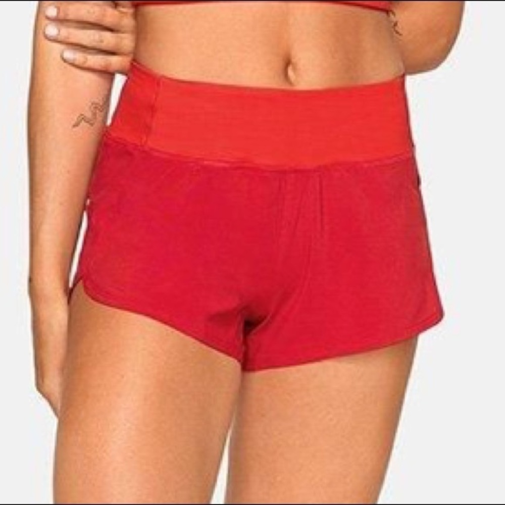 Outdoor Voices Hudson 2.5” Short in Red